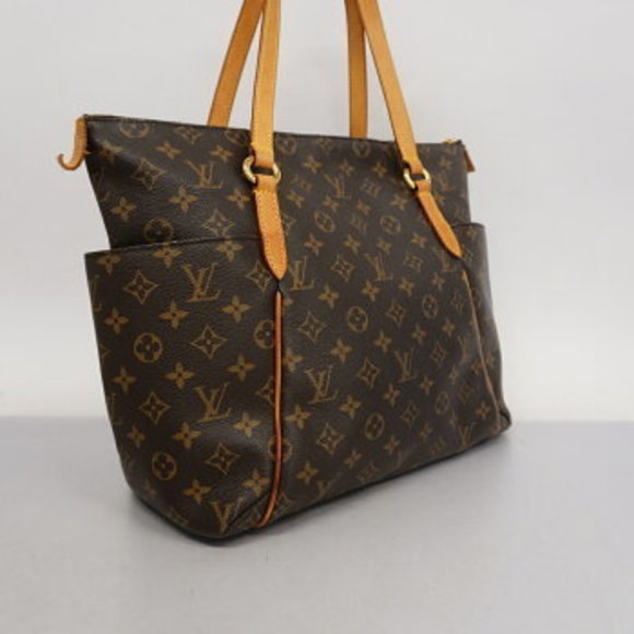Louis Vuitton Monogram Totally MM Tote Bag - Picture 2 of 11